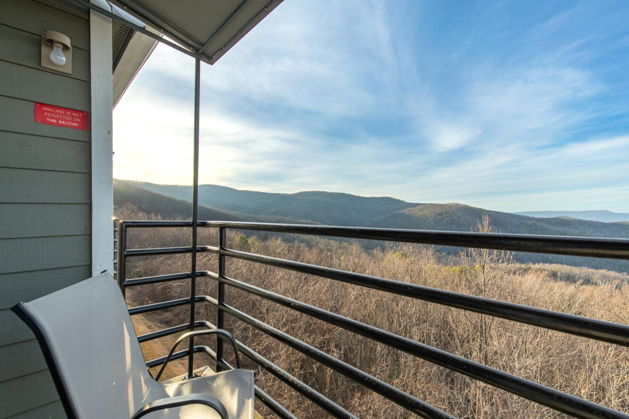 Gatlinburg Summit Smoky Mountains View Apartment Exterior photo